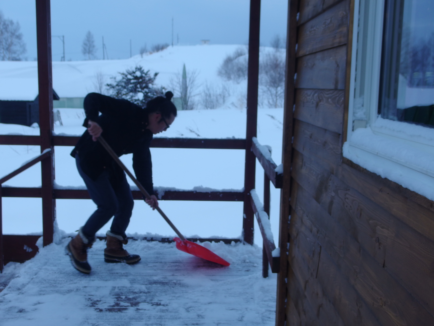 社長に雪かきをしてもらったり。
