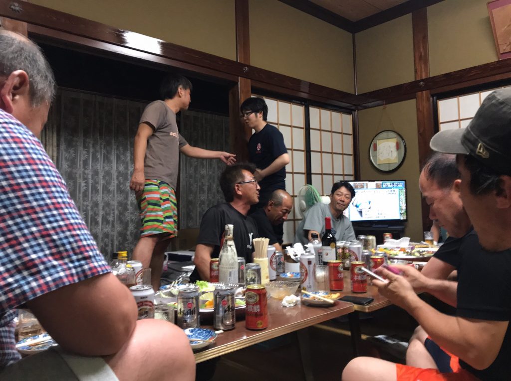 B7950DEA-69D3-41D4-A70C-90DE2C8F1417