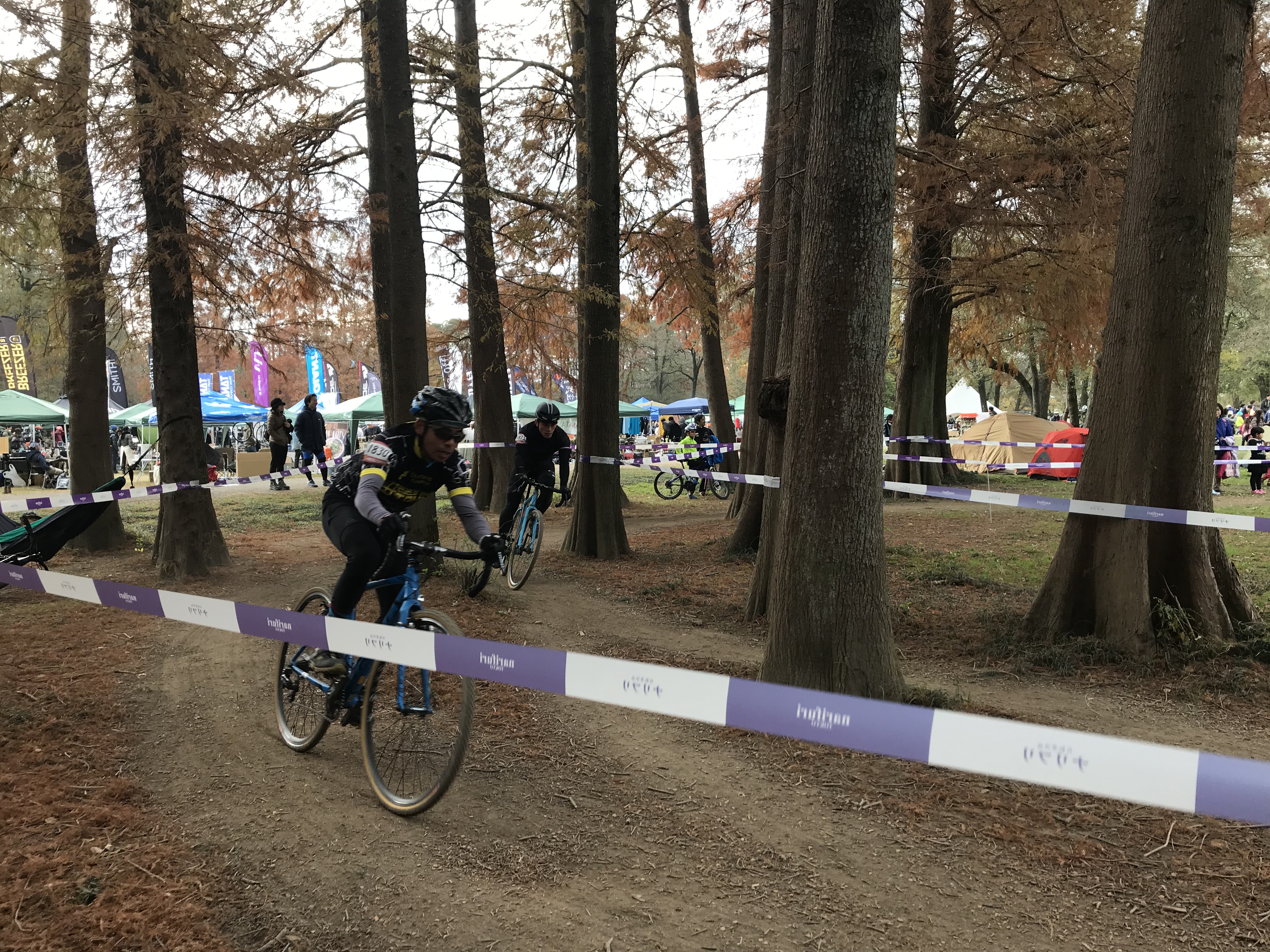 659155B8-B9C5-41F8-BFAF-10945645544E