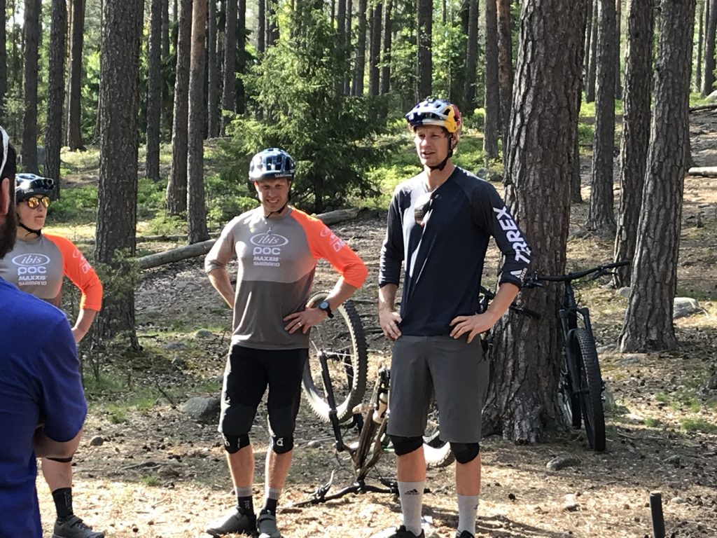 F74A21BA-B2B7-47D3-A607-FDD7FFF9562A