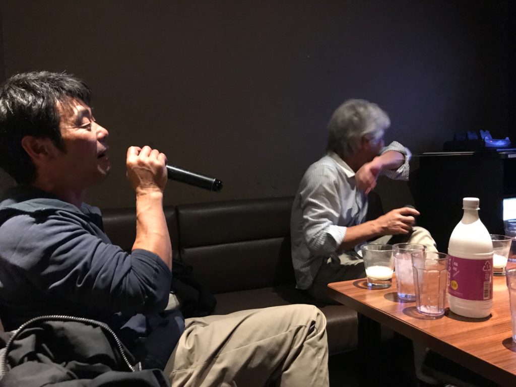 27737D17-770E-4A4F-BFBB-DCFA2A42D1BF