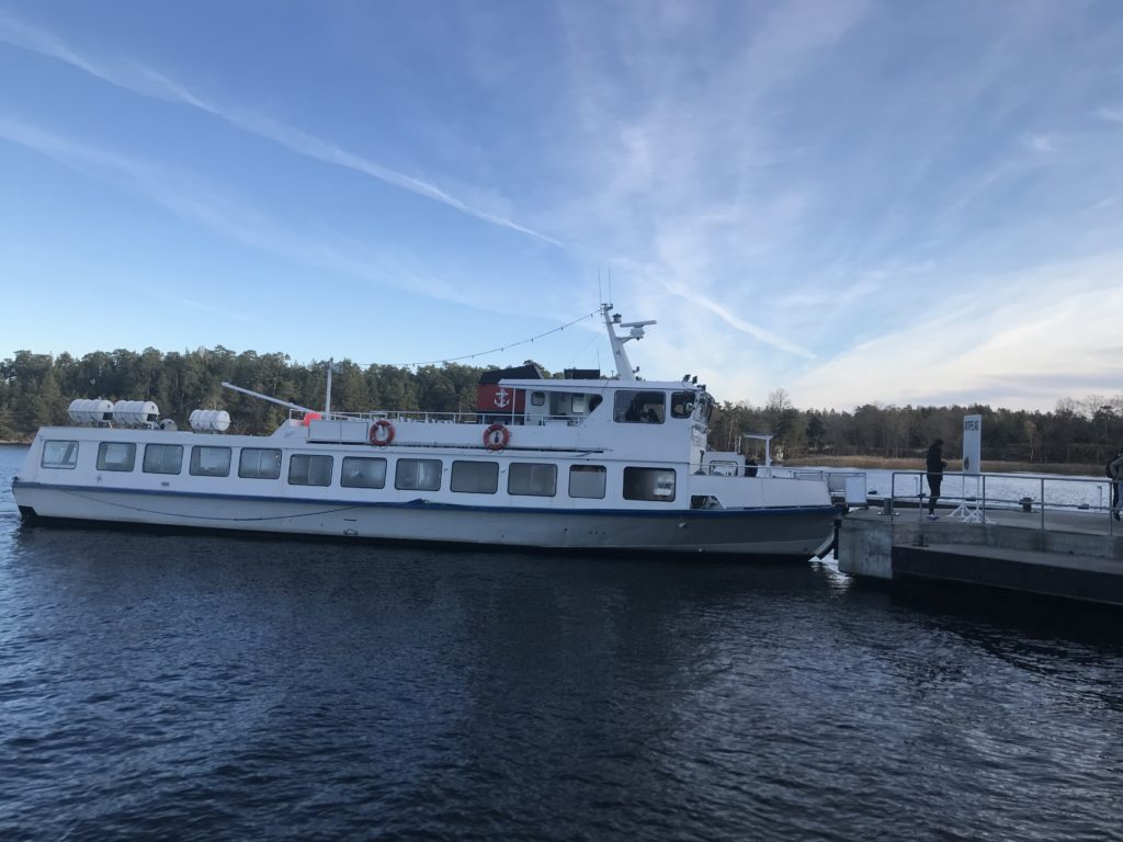 FBCCE31A-71E7-4C90-946A-894F122A4232