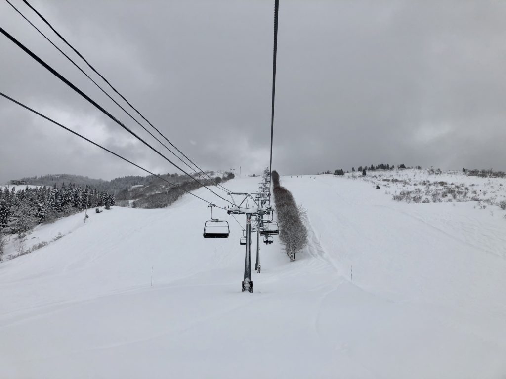 F3DCE476-9AB8-454F-BF52-9DB99AC18895